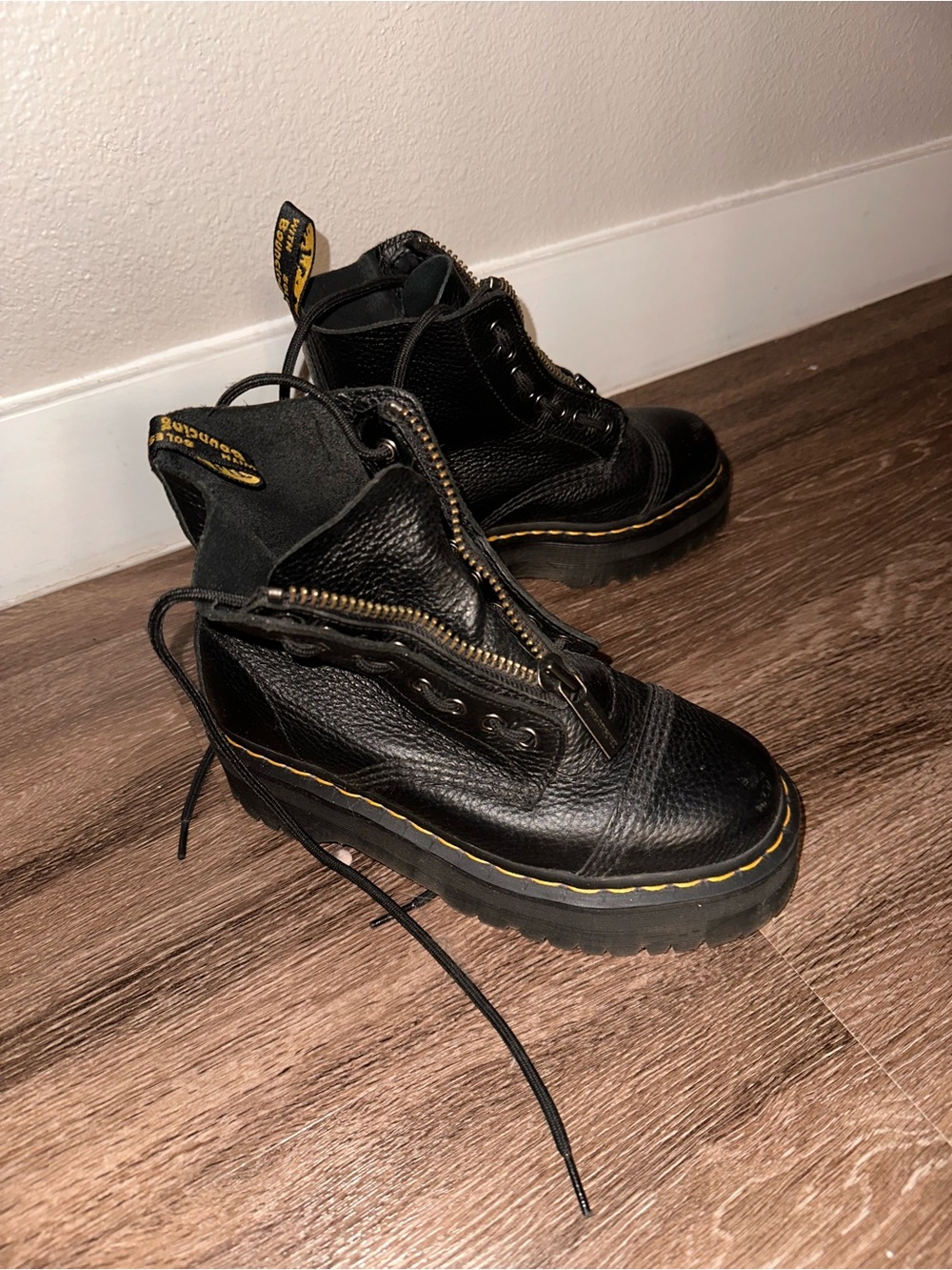 Sinclair drmartens Nappa leather